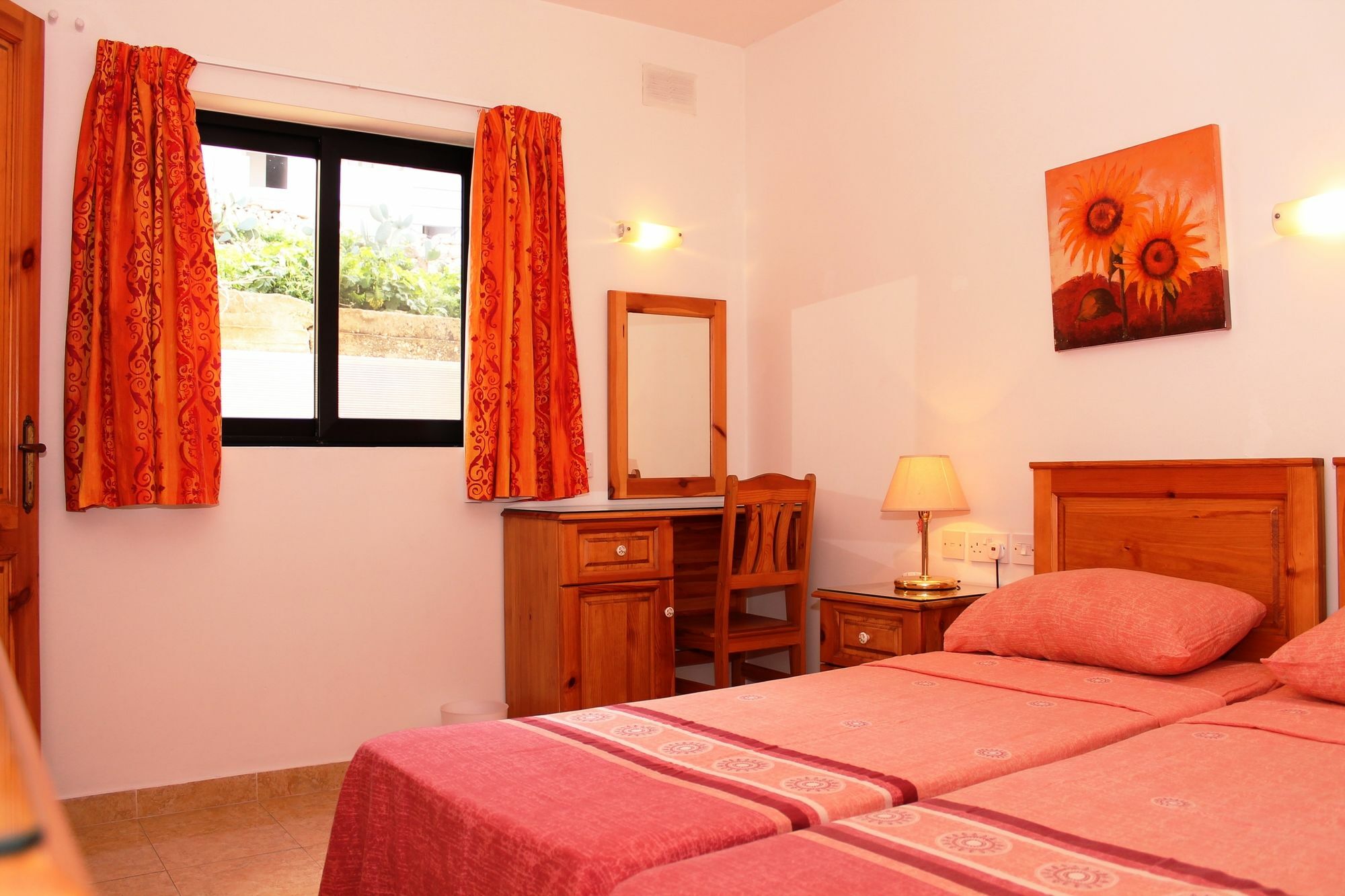 Harbour Lights Seafront 2 Bedroom Apartments With Panoramic Sea Views - By Getawaysmalta خليج سانت بول المظهر الخارجي الصورة